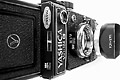 Yashica Mat 124G