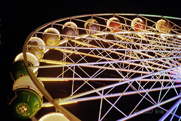 Weihnachtsmarkt 1 - click to continue