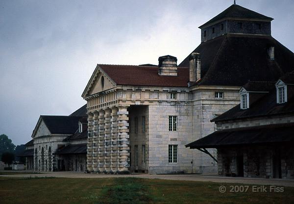 Arc et Senans - click to continue