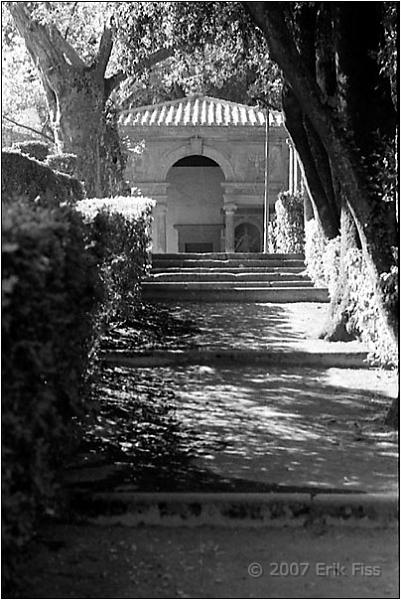 Villa Lante - click to continue