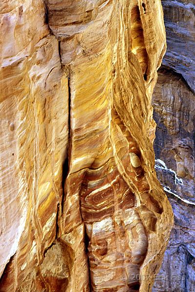 Petra - click to continue