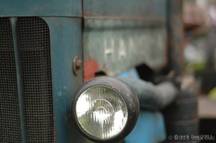 20110724041 - click to continue