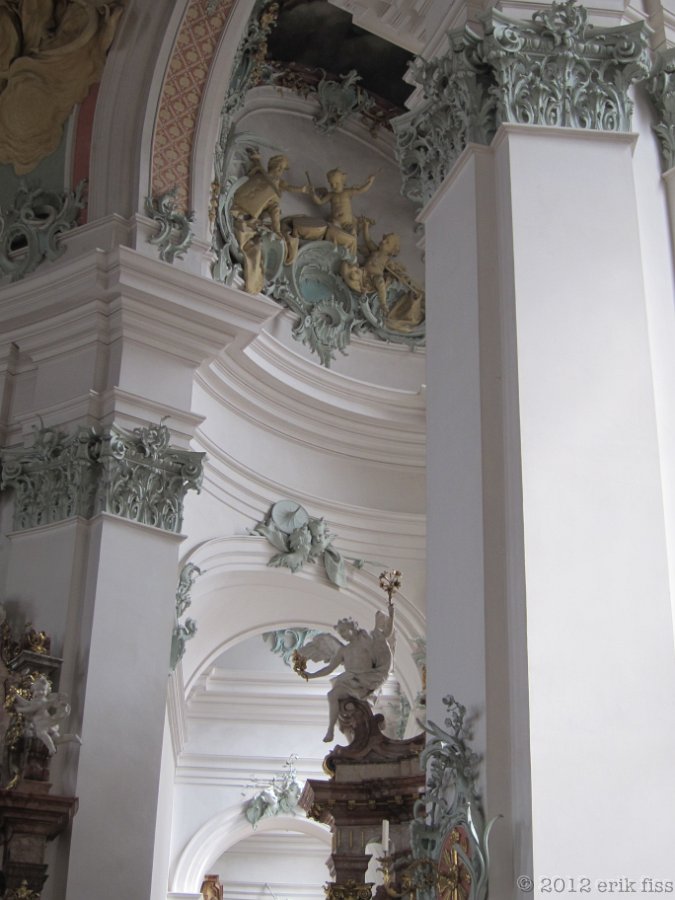 20120409c009 - click to continue