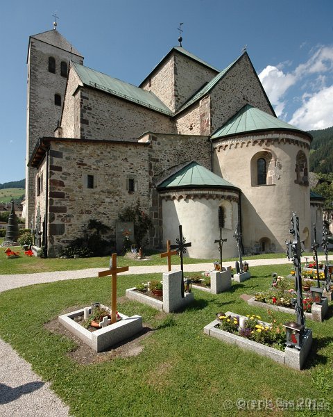 S. Candido / Innichen - click to continue