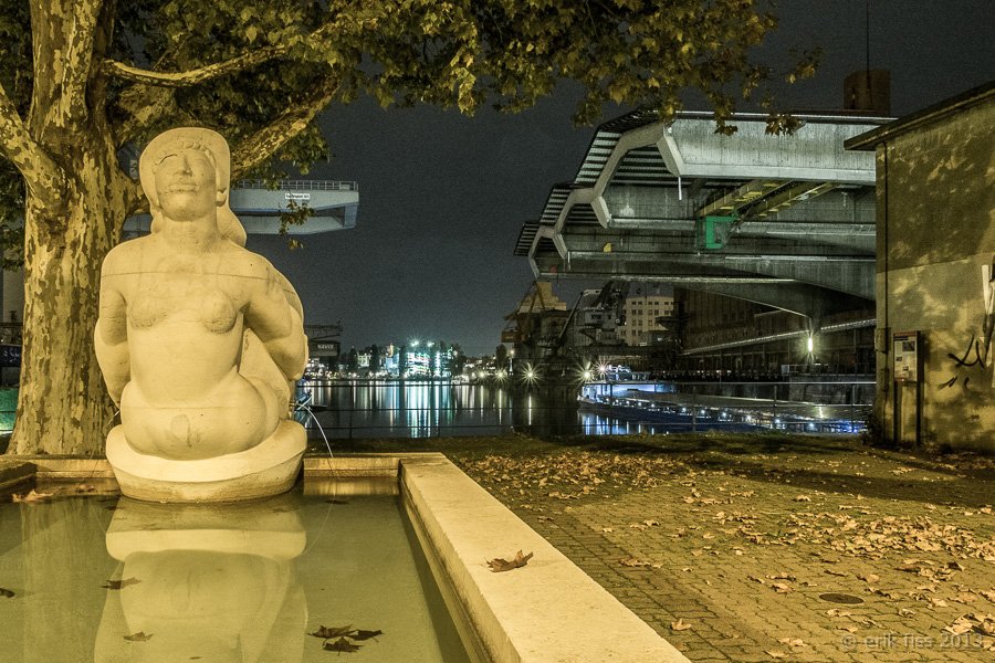 Basel, Hafen - click to continue