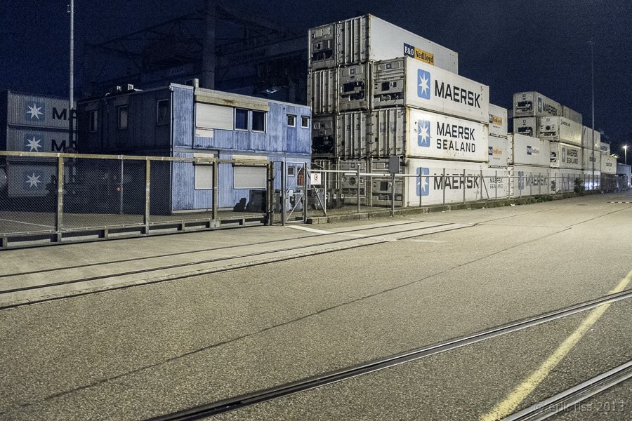 Basel, Hafen - click to continue