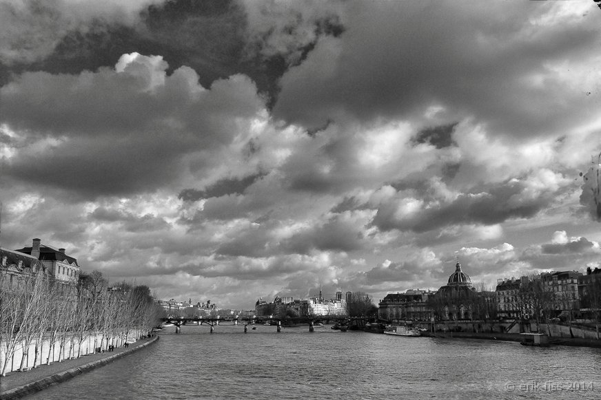 Nuages  - click to continue