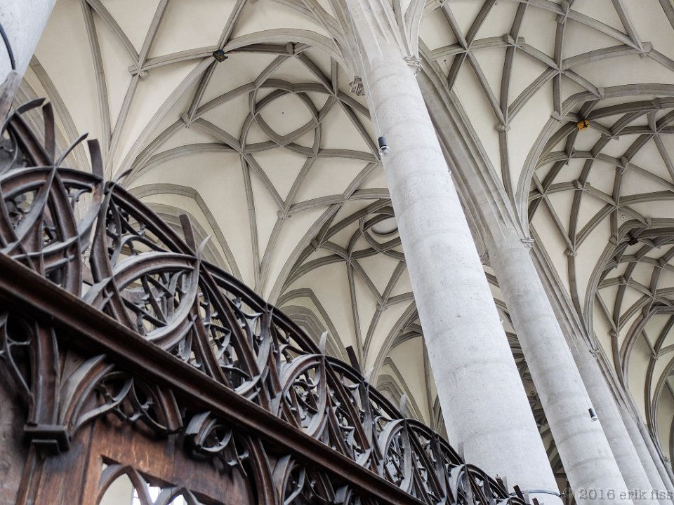 Nördlingen, St. Georg - click to continue