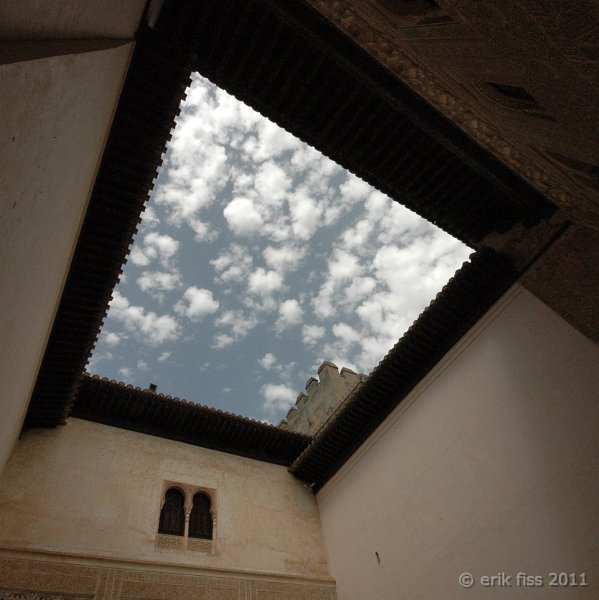 Granada - click to continue
