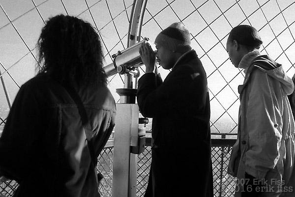 Tour Eiffel - click to continue