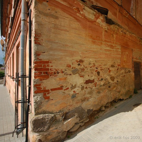 20090805n031 - click to continue