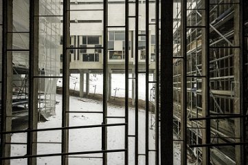 20100214n074-2