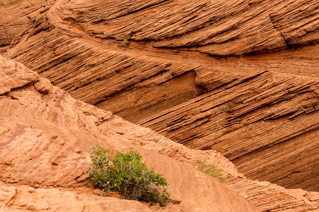 Lower Antelope Canyon - click to continue