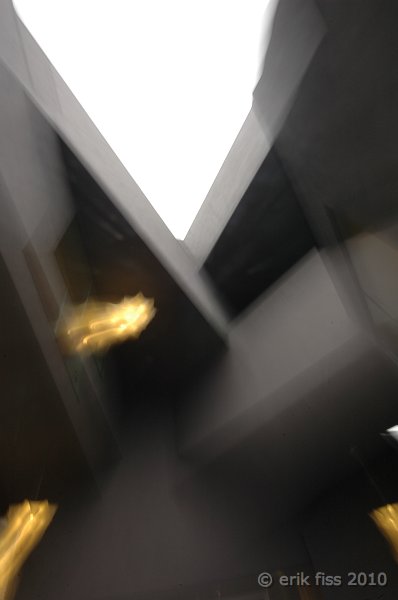 20100617n014 - click to continue